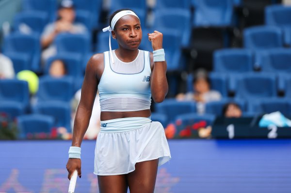 高芙2-1逆转本西奇豪取中网九连胜 晋级女单八强